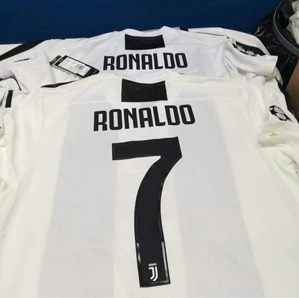 135 Gambar gambar cristiano ronaldo seragam juventus Terkini