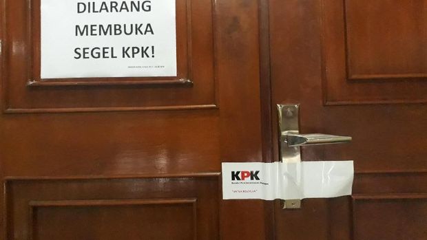 Irwandi Jadi Tersangka, Ruang Kerja Gubernur Aceh Disegel KPK