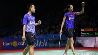 Hafiz Faizal/Gloria Emanuelle dan Mathias Christiansen/Christina Pedersen bertanding di Istora Senayan, Jakarta, Kamis (5/7).