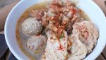 Bikin Ngiler! Gurih Kenyal Si Bakso Cuanki yang Murah Meriah