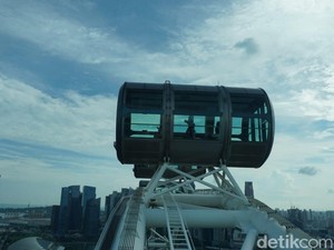 Naik Bianglala Raksasa Singapura, Keren Banget!