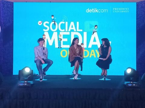 Sontek Cara Main Medsos ala Artis Milenial di Social Media One Day
