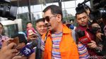 Kacamata Ray-Ban Syaiful Bahri Si Tersangka Korupsi Aceh