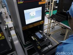 Intip Proses Pembuatan Ponsel Honor di Batam