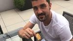Penyerang Spanyol, David Villa Ternyata Doyan Makan Fast Food