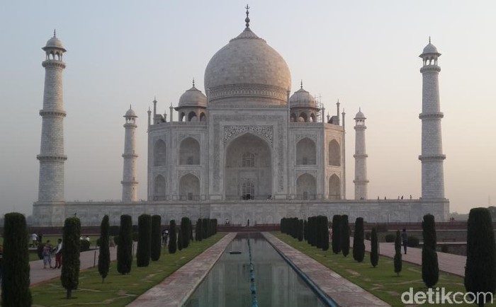 Landmark India