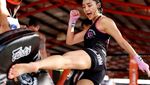 Foto: Liburannya Rika Ishige, Petarung MMA Berwajah Imut