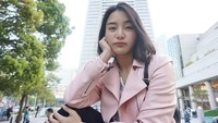 Di luar kesibukannya sebagai petarung, Rika juga gemar traveling seperti wanita pada umumnya. Ini saat dia liburan ke kampung halamannya di Yokohama, Jepang (rikatinydoll/Instagram)