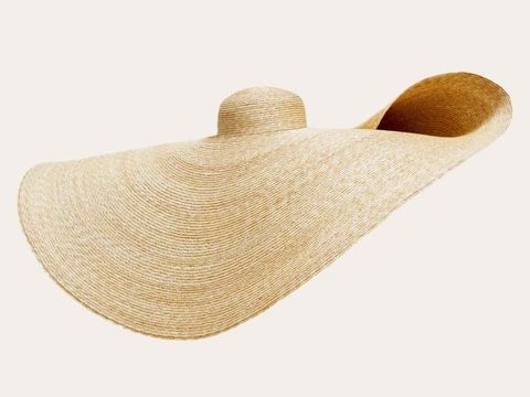 Ini Topi Jumbo Rp 10 Juta yang Disebut Absurd, Tapi Selalu Habis Terjual 