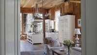 Rumah ini dijual satu paket dengan furniture yang ada di dalamnya. Istimewa/mansionglobal.