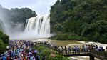 Foto: Air Terjun Favorit Warga China