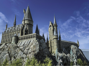 Dino Sampai Harry Potter Ramaikan Liburan di Universal Studios Japan