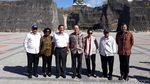 Bos Bank Dunia Pantau GWK Sambil Panas-panasan