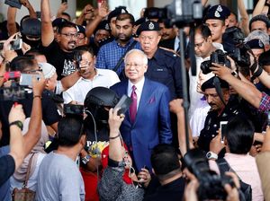 Baru Bayar Separuh Uang Jaminan, Najib Telah Pulang ke Rumah