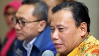 Abhan mengucapkan di hadapan para pengurus PAN untuk tidak mengusung calon-calon yang berurusan hukum seperti terorisme, narkoba, seksual, dan tidak juga mencalonkan napi koruptor.