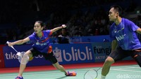 Hafiz Faizal/Gloria Emanuelle berhasil mengalahkan lawan dengan skor 14-21, 21-13, 21-7.
