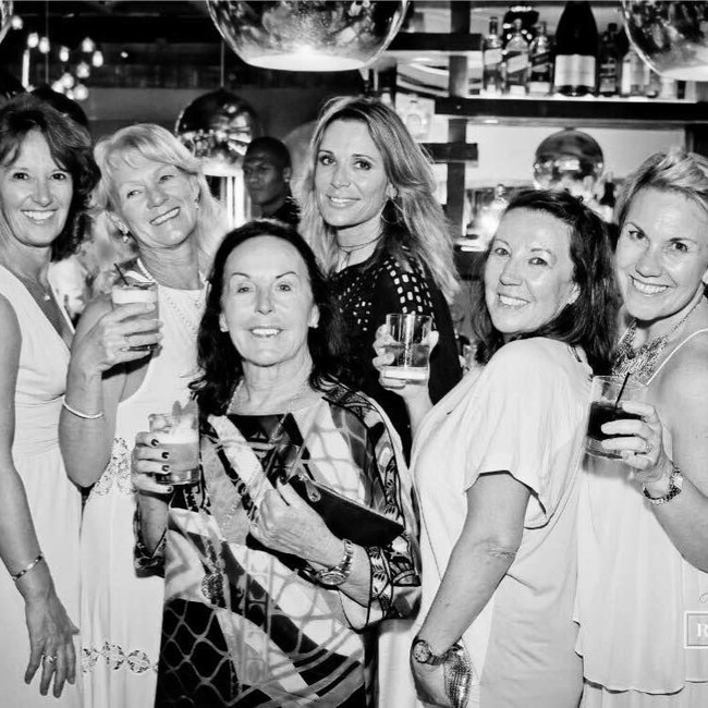 Alison sendiri sebenarnya adalah sosok yang tertutup dan memilih untuk bersembunyi dari sorotan media. Foto: Facebook Alison Southgate