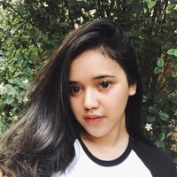 Rasyifa Prameswari juga salah satu idola Tik Tok. Memiliki paras menawan, ia pun banyak dikagumi oleh penggemar. Foto Instagram @rasyifap