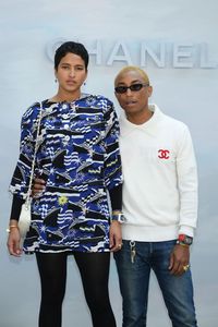 Tampil Casual di Show Chanel, Pharrel Williams Pakai Jam Tangan Rp 11,7 M
