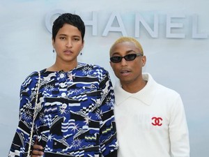 Tampil Casual di Show Chanel, Pharrell Williams Pakai Jam Tangan Rp 11,7 M