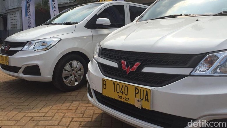 Taksi Express Wuling Foto: Khairul Imam Ghozali Taksi Express Wuling Foto: Khairul Imam Ghozali