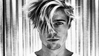 Brad Pitt merupakan sosok yang diidolai oleh para kaum hawa.  Dok. Instagram/velvetcoke