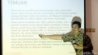 Direktur SMRC, Djajadi Hanan memaparkan hasil survei Cawapres: Penilaian Elite, Opinion Leader dan Massa Pemilih Nasional di kantor SMRC, Jakarta, Kamis (05/7/2018). Direktur SMRC, Djajadi Hanan memaparkan hasil survei Cawapres: Penilaian Elite, Opinion Leader dan Massa Pemilih Nasional di kantor SMRC, Jakarta, Kamis (05/7/2018).