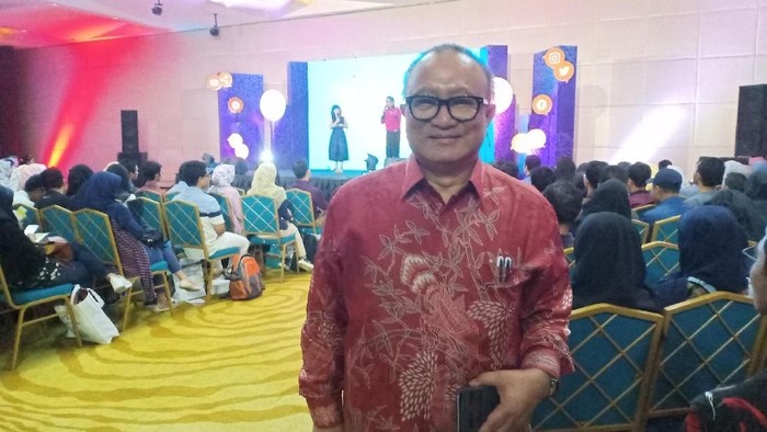 Sontek Cara Main Medsos ala Artis Milenial di Social Media One Day