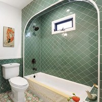 Siapa sangka kamar mandi yang cantik ini dulunya dipenuhi jamur dan lumut yang sangat kotor dan menjijikan. Foto: Dok. Elite Readerss/ Tracy Do Real Estate