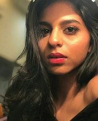 Pertama Kali, Putri Cantik Shah Rukh Khan Akan Eksis di Cover Majalah Vogue