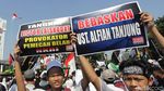 Foto: Massa Aksi 67 Bergerak Menuju Bareskrim