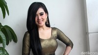 Nah, menurut Anda apa perbedaan penampilan Syahrini dulu dan sekarang? Dok. detikHOT