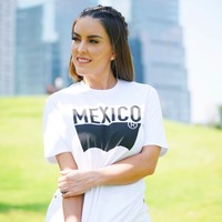 Kecantikan yang dimilikinya membuat Patty mendapatkan banyak pemirsa yang menonton. Bukan karena mereka bersemangat tentang beritanya. Foto: Instagram