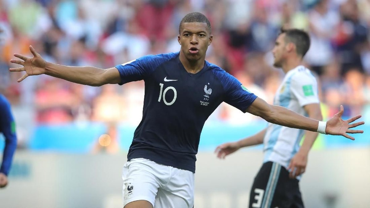 Kylian Mbappe akan jadi ancaman bagi Uruguay. (Foto: Alexander Hassenstein/Getty Images)