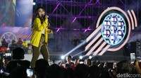 Masih nggak bosan kan lihat penampilan Via Vallen? Foto: Ari Saputra/detikFoto