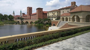 Selain tempat bekerja, markas ini juga jadi salah satu lokasi penelitian dan pengembangan produk (research and development atau R&D) serta kampus. (Foto: detikINET/Jabbar Ramdhani)