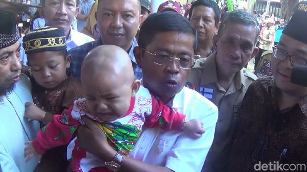 Mensos Santuni Korban KM Lestari Maju yang Kandas di Selayar