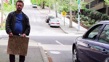 Memang sangat sulit menemukan rumah di Seattle sekarang. Sebuah studi mengatakan 35% dari populasi gelandangan memiliki gelar kuliah, sebut Nicole Keenan dari LSM bernama Puget Sound Sage. Foto: Instagram