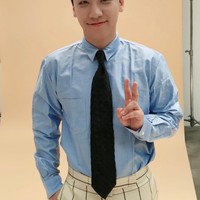 Dalam sebuah acara, Seungri Bigbang mengatakan jika keluarganya punya banyak utang ketika debut. Karena itu, pria 28 tahun tersebut memberikan gaji di awal-awal karier untuk membayar utang orangtua. (Foto: Instagram)