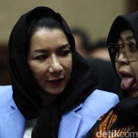 Bupati Kutai Kartanegara Rita Widyasari saat ini tengah tersandung kasus korupsi yakni gratifikasi dan penerimaan suap dari para pemohon izin dan rekanan proyek selama 2010 sampai 2017.  Foto: Pradita Utama