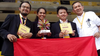 Mobil Berbahan Bakar Sampah Mahasiswa UGM