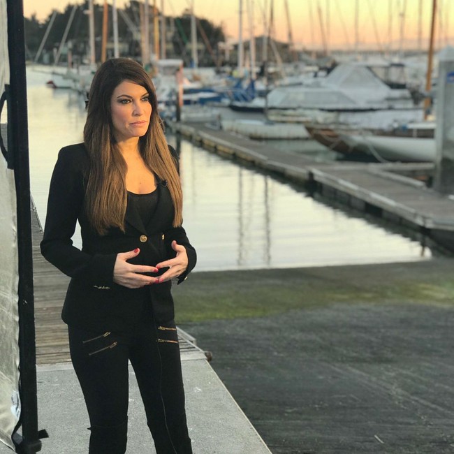 Sebelum menjadi presenter, Kimberly adalah seorang pengacara. Saat muda, ia pun berprofesi sebagai model.  Foto: Instagram (@kimberlyguilfoyle)