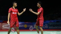 Sebelumnya, pasangan Kevin/Marcus lebih dulu lolos setelah menyingkirkan pasangan Denmark.
