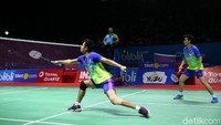Tontowi/Liliyana berhasil mengalahkan lawan dengan skor 21-17, 21-14.