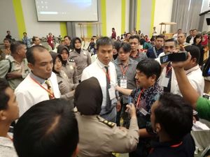 Rekap Suara Pilwalkot Makassar Panas, Pejabat KPUD Pukul Panwaslu