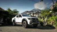 Mitsubishi pamerkan varian baru dari model Triton dengan tampilan yang lebih sporty dan stylish. New Triton Athlete menawarkan kenyamanan lebih melalui penggunaan Keyless Operating System (KOS), Push Start Button, Power Seat, dan Leather Seat Material dengan paduan aksen warna hitam dan oranye pada interior. Istimewa/ Dok. Humas PR Mitsubishi.