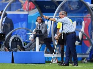 Oscar Tabarez, Pelatih dengan Penyakit Langka di Piala Dunia 2018