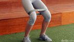 Kencangin Kaki Pakai Resistance Band ala Banyu Bening, Simpel!