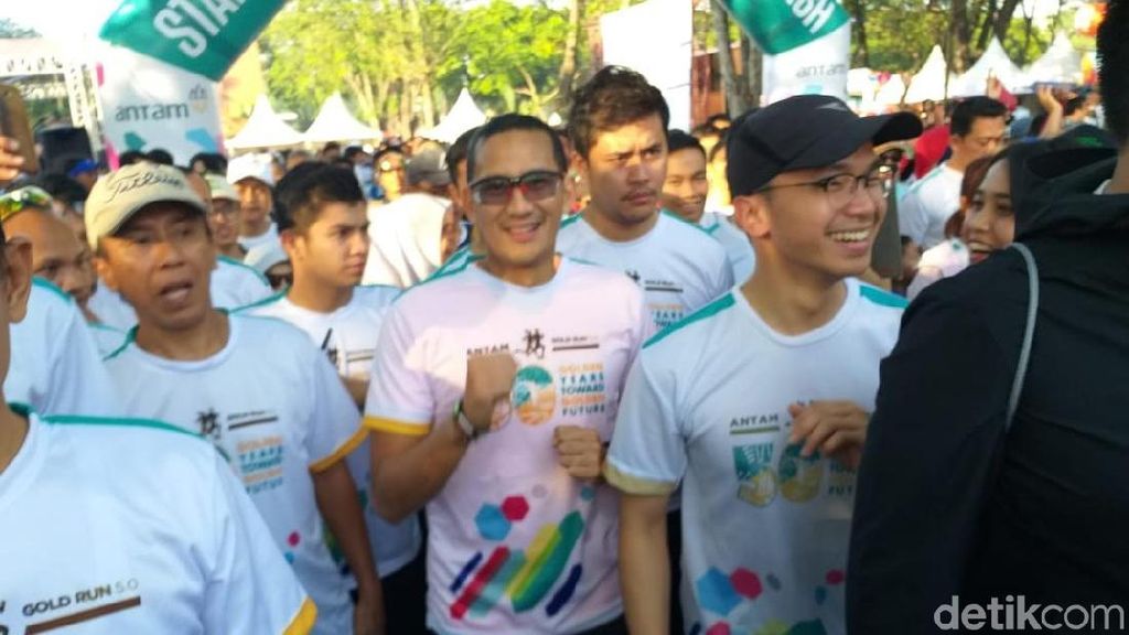 Sandiaga: Trotoar yang Belum Diperlebar di Depan Atma Jaya Sandiaga: Trotoar yang Belum Diperlebar di Depan Atma Jaya