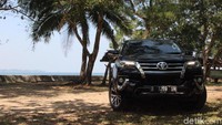 Mobil Jepang justru berada di bawah (10 besar). Foto: M Luthfi Andhika